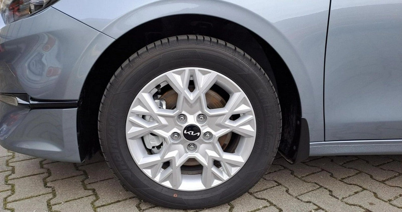 Kia Ceed cena 102900 przebieg: 145, rok produkcji 2023 z Uniejów małe 352